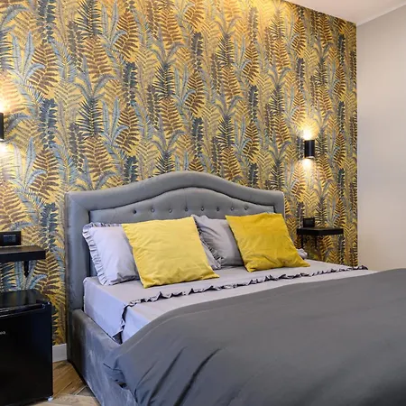 Southern Gold 4*